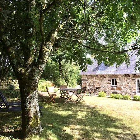 Vakantiehuis Benniel Bihan Maison De A 5 Minutes Des Plages De La Baie De Douarnenez Plomodiern