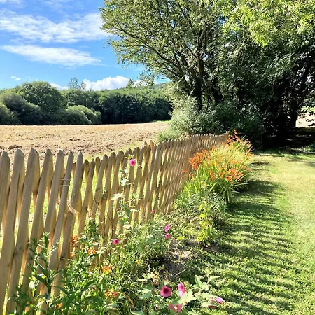 Benniel Bihan Maison De A 5 Minutes Des Plages De La Baie De Douarnenez Vakantiehuis Plomodiern